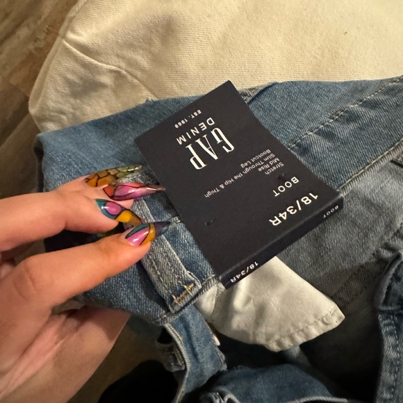 Mid Rise Bootcut Jeans with Washwell size 18 - Picture 3 of 4